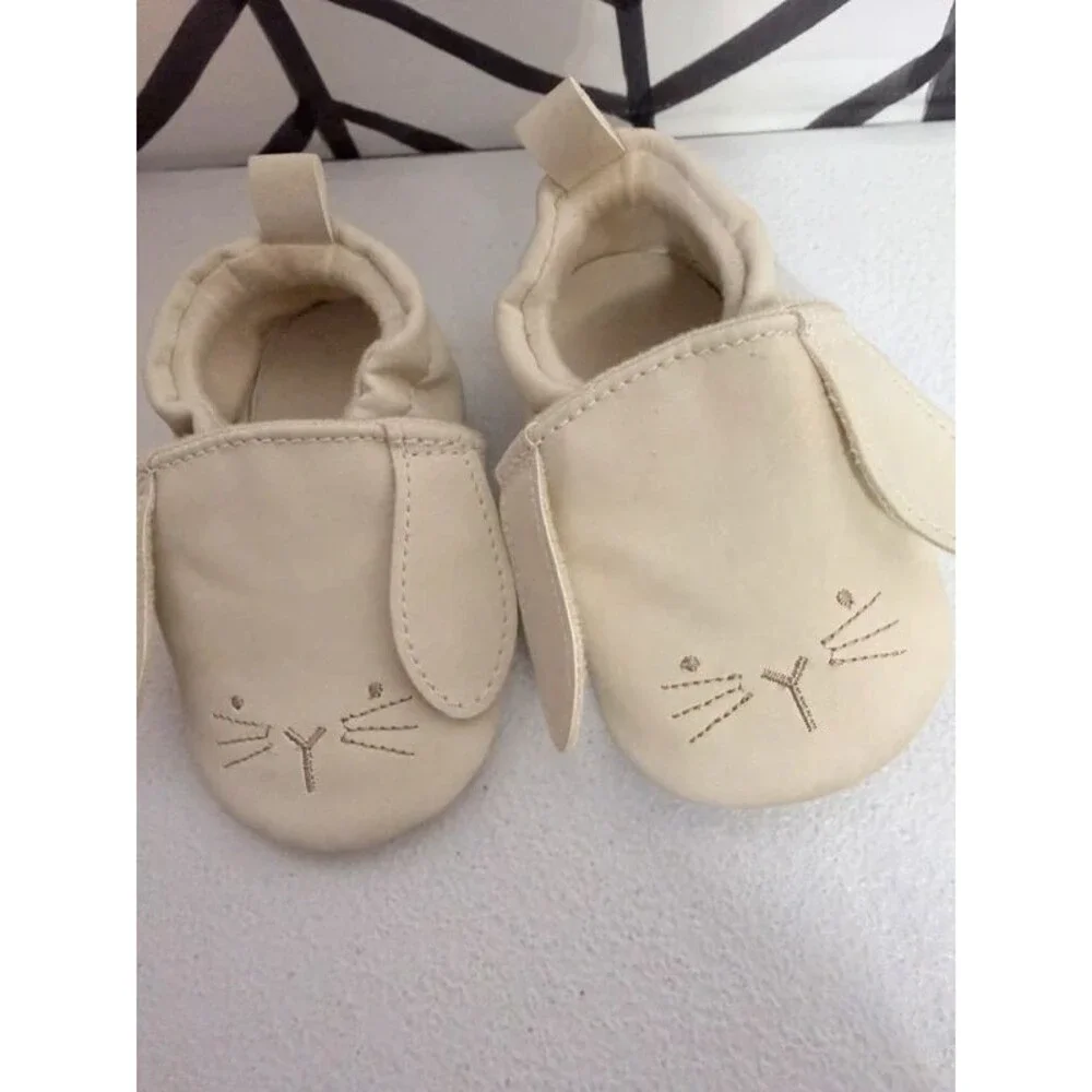 Beige Bunny 🐰 Baby Shoes Unisex 3-6M 7115